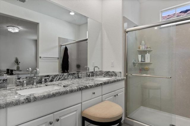 6112 Campus Pkwy, Roseville, CA 95747