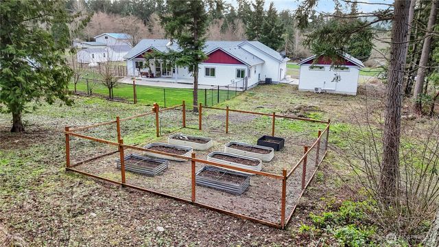 15840 Lawrence Lake Road SE, Yelm, WA 98597