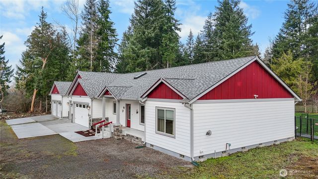15840 Lawrence Lake Road SE, Yelm, WA 98597