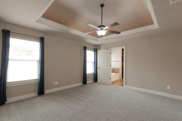 2124 Newbrook Drive, Edmond, OK 73003