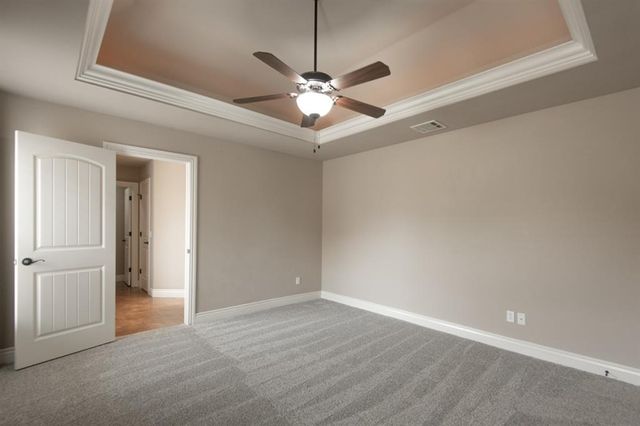 2124 Newbrook Drive, Edmond, OK 73003