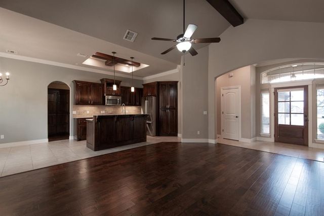 2124 Newbrook Drive, Edmond, OK 73003