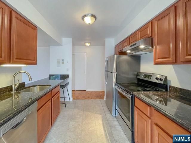 135-167 S Maple Avenue 155 E, Ridgewood, NJ 07450