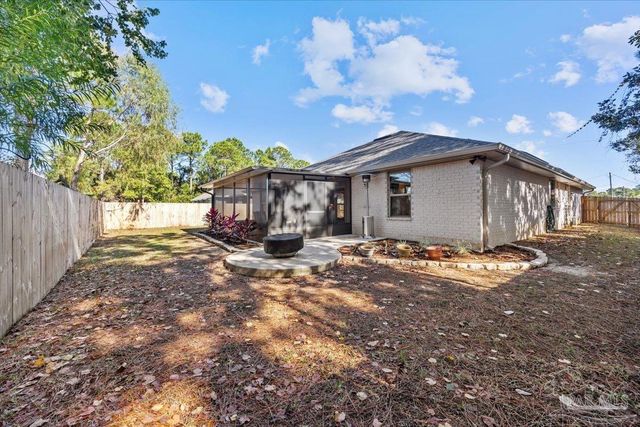 1569 Amarillo Trl, Gulf Breeze, FL 32563