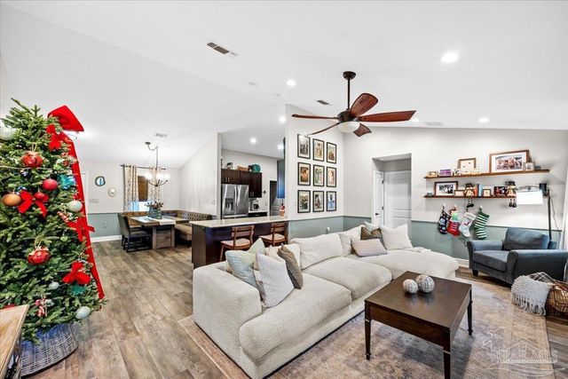 1569 Amarillo Trl, Gulf Breeze, FL 32563