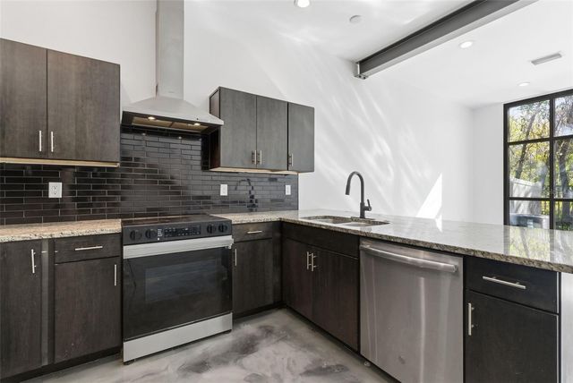 4132 GAUGE LINE LOOP, Tampa, FL 33624