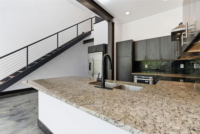 4132 GAUGE LINE LOOP, Tampa, FL 33624