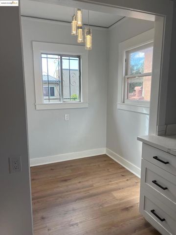 863 40th, Oakland, CA 94608