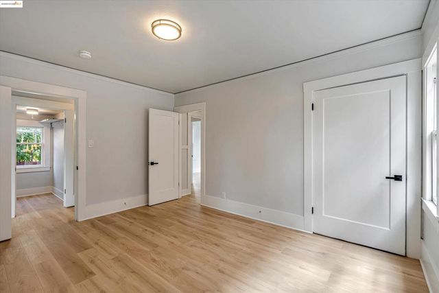 863 40th, Oakland, CA 94608