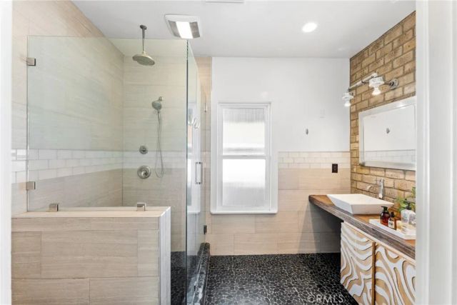 1029 W Palm, Redlands, CA 92373