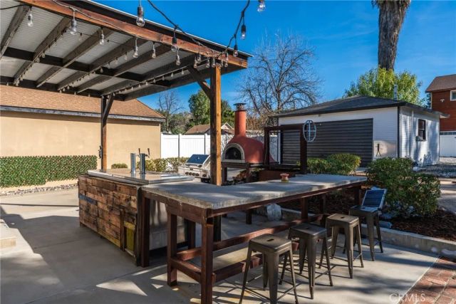 1029 W Palm, Redlands, CA 92373