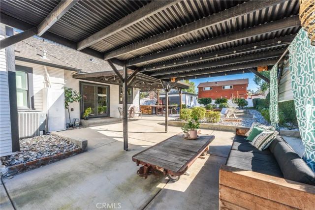 1029 W Palm, Redlands, CA 92373