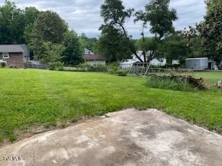3808 Deepwood Drive, Johnson City, TN 37601