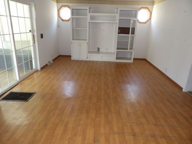 1040 MARSHALL Street, Conneaut Lake, PA 16316