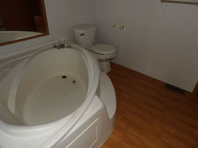 1040 MARSHALL Street, Conneaut Lake, PA 16316