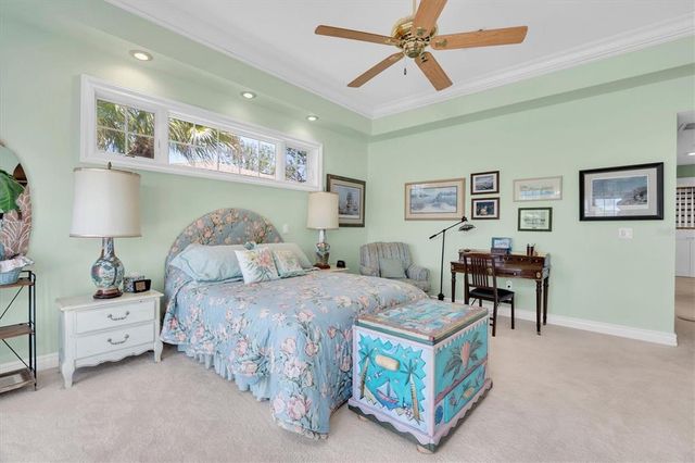 860 HARBOR ISLAND, Clearwater Beach, FL 33767