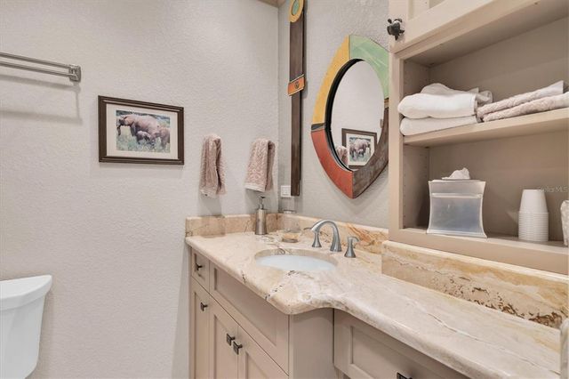 860 HARBOR ISLAND, Clearwater Beach, FL 33767