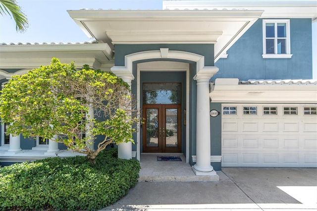 860 HARBOR ISLAND, Clearwater Beach, FL 33767