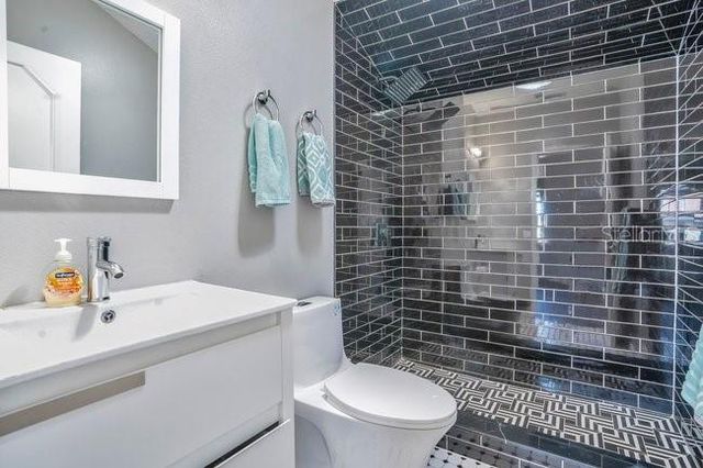 934 SYMPHONY ISLES BOULEVARD, Apollo Beach, FL 33572