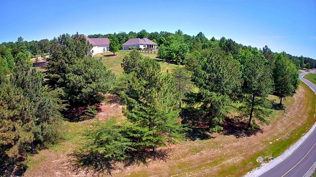 1899 River Bluffs Drive, Jasper, TN 37347