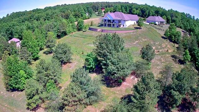 1899 River Bluffs Drive, Jasper, TN 37347