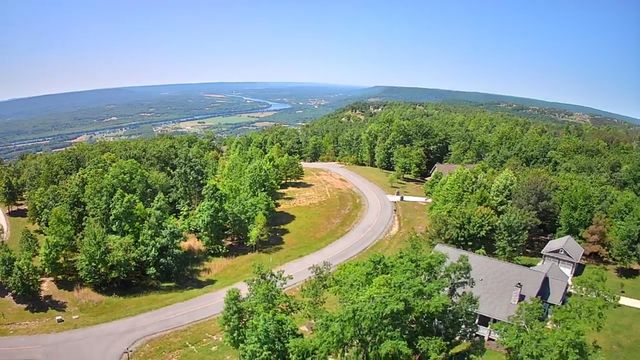 1899 River Bluffs Drive, Jasper, TN 37347