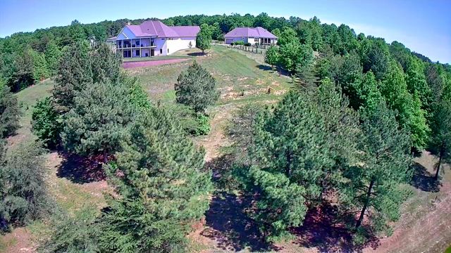 1899 River Bluffs Drive, Jasper, TN 37347