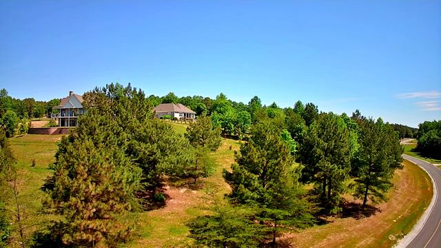 1899 River Bluffs Drive, Jasper, TN 37347