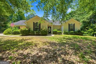85 Five Oaks Drive, Covington, GA 30014