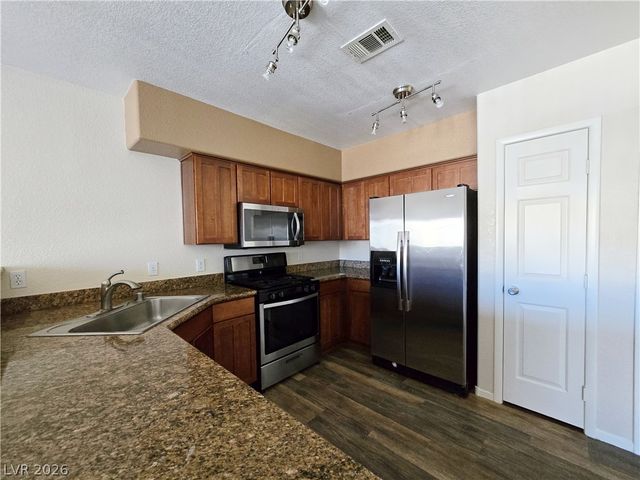 9303 Gilcrease Avenue 2211, Las Vegas, NV 89149