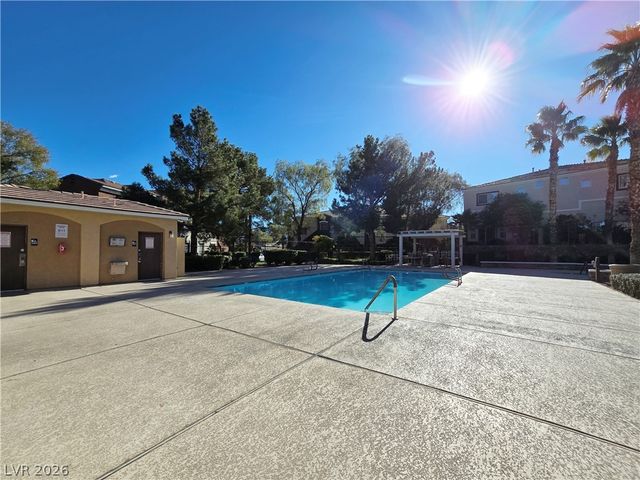 9303 Gilcrease Avenue 2211, Las Vegas, NV 89149