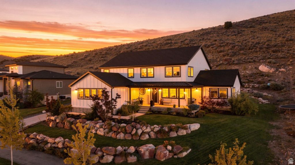2417 E PATRIOT DR, Eagle Mountain, UT 84005 — photo 2