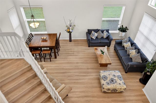 1511 NW 168th Ave, Pembroke Pines, FL 33028