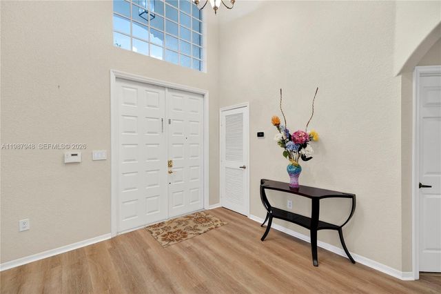 1511 NW 168th Ave, Pembroke Pines, FL 33028