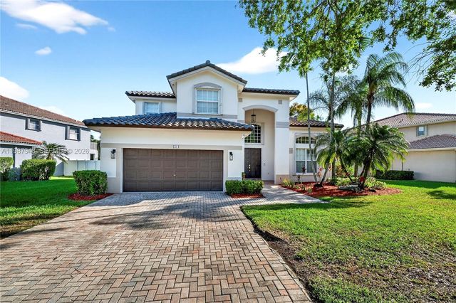 1511 NW 168th Ave, Pembroke Pines, FL 33028