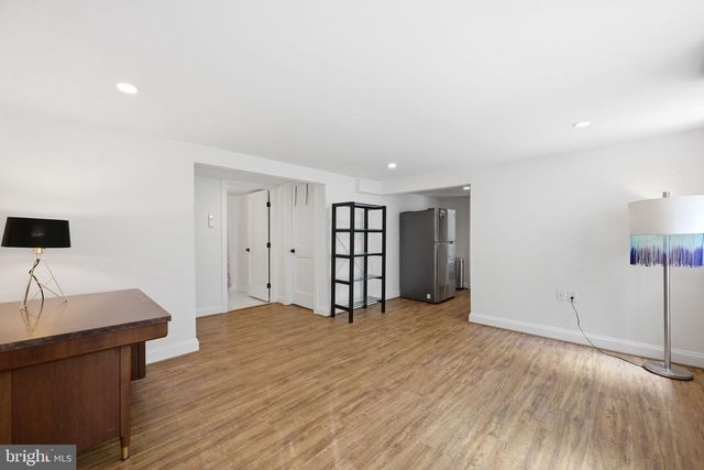 6729 EASTERN AVE, Takoma Park, MD 20912