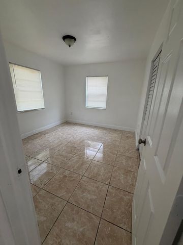 3451 NW 6TH Street, Lauderhill, FL 33311