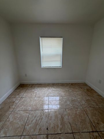 3451 NW 6TH Street, Lauderhill, FL 33311
