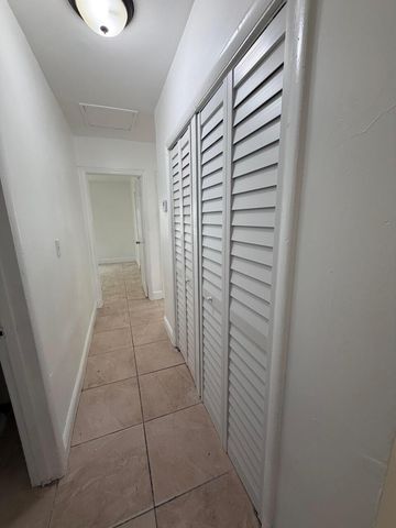3451 NW 6TH Street, Lauderhill, FL 33311