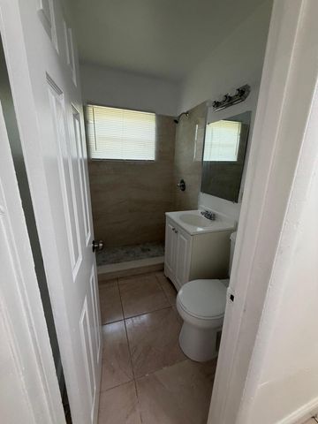 3451 NW 6TH Street, Lauderhill, FL 33311