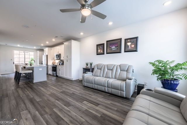 405 Burton Drive, Alpharetta, GA 30005