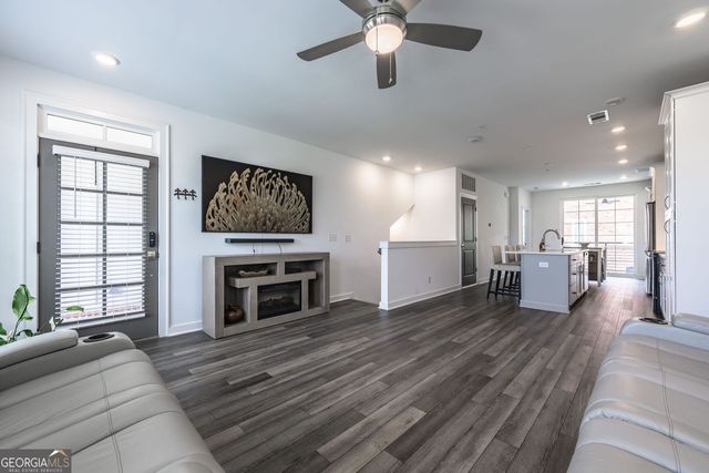 405 Burton Drive, Alpharetta, GA 30005