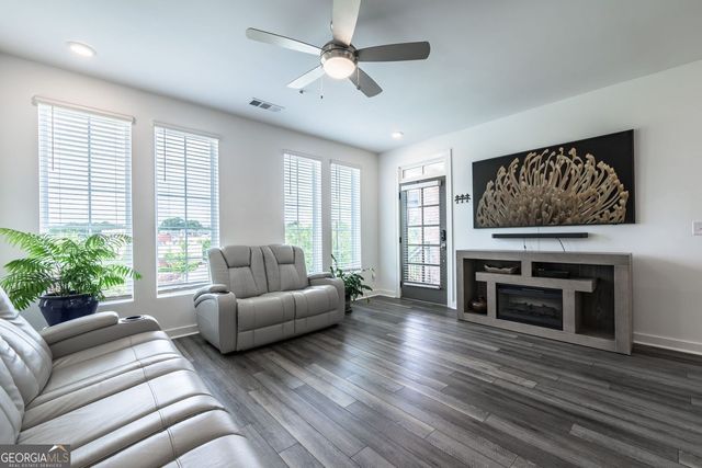 405 Burton Drive, Alpharetta, GA 30005
