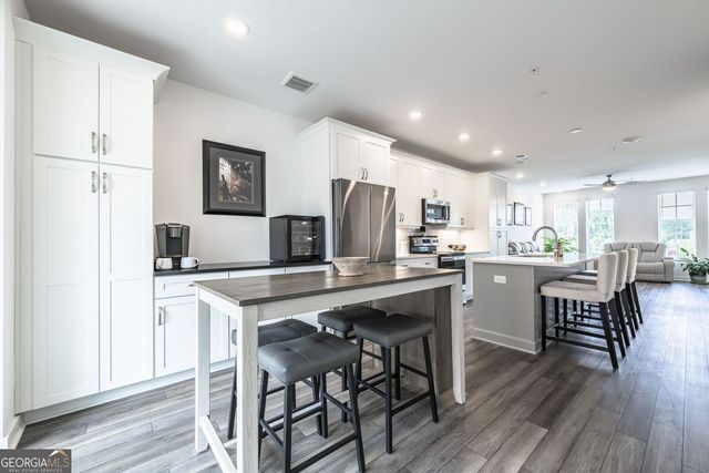 405 Burton Drive, Alpharetta, GA 30005