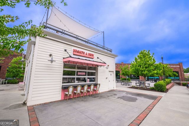 405 Burton Drive, Alpharetta, GA 30005