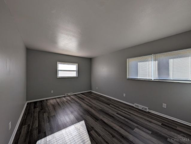 3427 Bighorn Court, Cincinnati, OH 45211