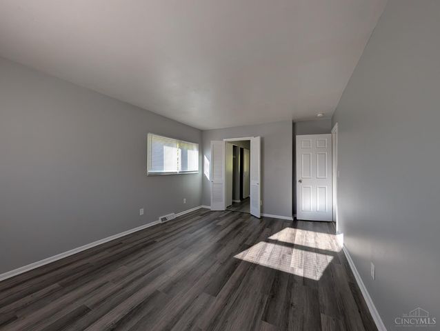 3427 Bighorn Court, Cincinnati, OH 45211