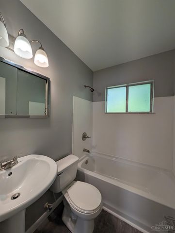 3427 Bighorn Court, Cincinnati, OH 45211