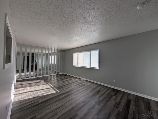 3427 Bighorn Court, Cincinnati, OH 45211