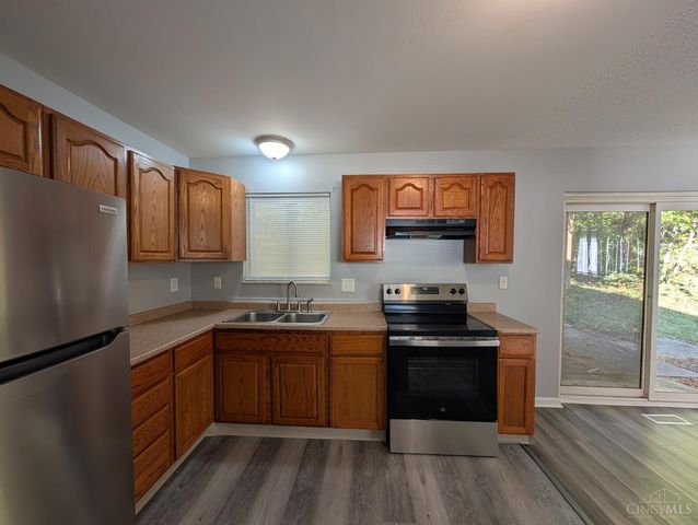 3427 Bighorn Court, Cincinnati, OH 45211